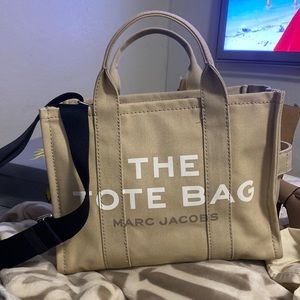 Small Marc Jacobs The Tote Bag